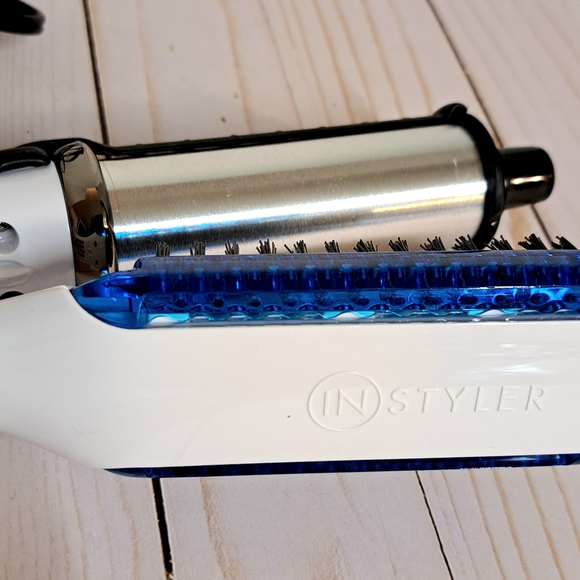 InStyler Wet To Dry Rotating Styling Iron - Picture 6 of 7